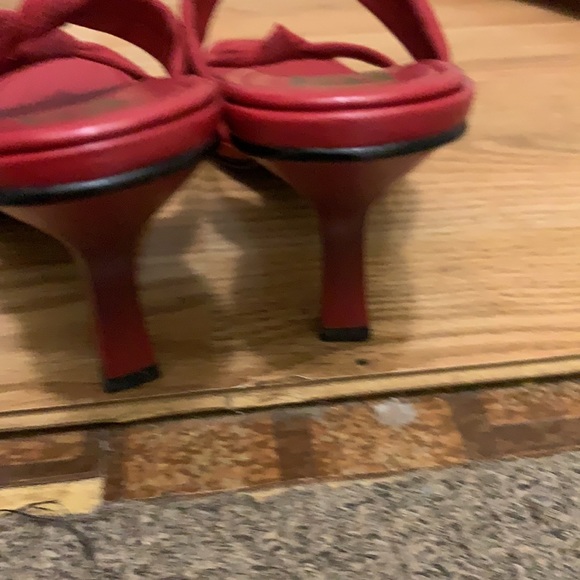 Victoria not your secret shoes! - Picture 2 of 3